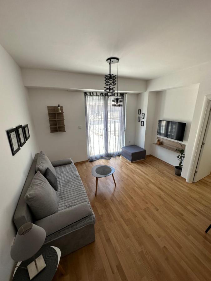 New Town Apartment Üsküp Dış mekan fotoğraf